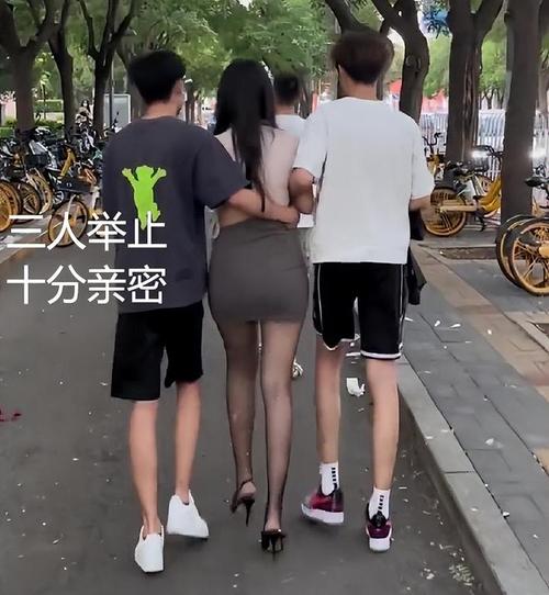 澳门疫情歌曲(澳门歌手)-第2张图片 澳门疫情歌曲(澳门歌手)-第2张图片